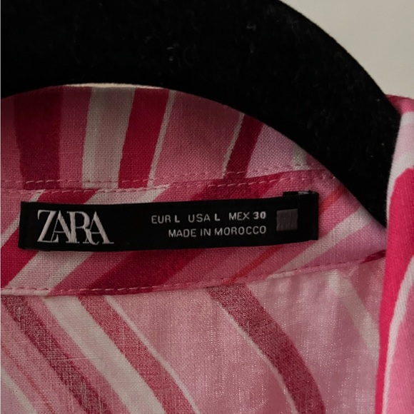 70’s inspired linen summer dress with front cutout - Picture 2 of 3